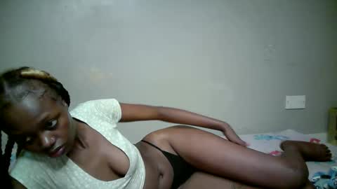 Snapshot of miss_pretty1 chatting on March 3, 7:36 am miss_pretty1 online show from March 3, 7:36 am