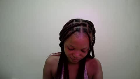 miss_rihanna2 online show from April 9, 6:35 pm