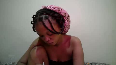 miss_rihanna2 online show from April 15, 3:24 am