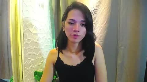 Snapshot of miss_rona_xoxo chatting on March 19, 2:15 am Rona online show from March 19, 2:15 am