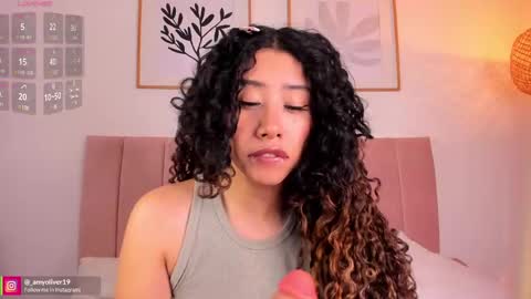 Amy Olivera online show from February 25, 12:03 pm