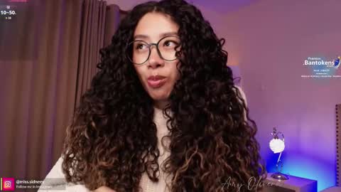 Amy Olivera online show from October 10, 1:10 pm