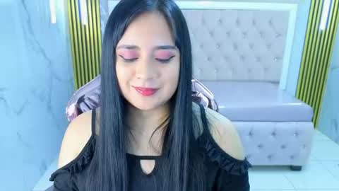 Snapshot of miss_sofia_s chatting on June 18, 2:34 am Sofi online show from June 18, 2:34 am