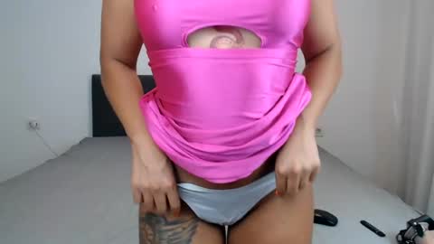 Snapshot of miss_soniaa chatting on August 2, 7:01 pm Miss Soniaa online show from August 2, 7:01 pm