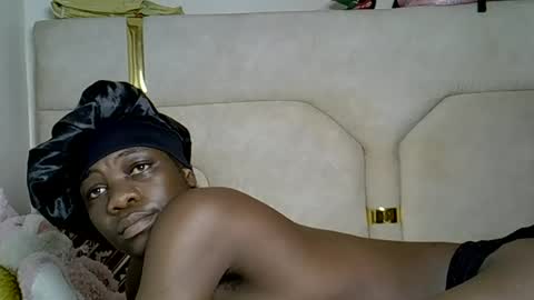 Snapshot of miss_squirty2 chatting on June 25, 5:12 am jasmine online show from June 25, 5:12 am