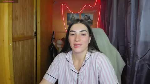 Snapshot of miss_tasy chatting on February 18, 12:17 pm Melanie January 15th is my birthday there will be an interesting show online show from February 18, 12:17 pm