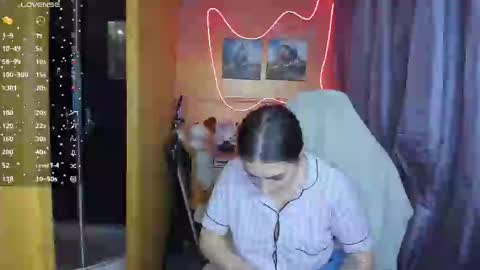 Snapshot of miss_tasy chatting on March 2, 11:18 am Melanie January 15th is my birthday there will be an interesting show online show from March 2, 11:18 am