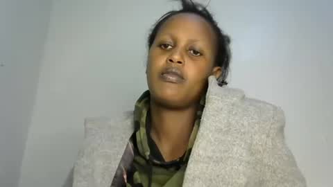 Snapshot of miss_vall chatting on January 28, 7:00 pm miss_vall online show from January 28, 7:00 pm