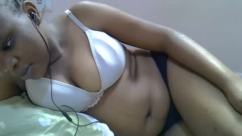 miss_velour online show from April 12, 8:19 am