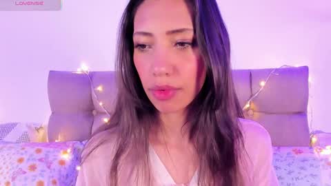 Miss Veronica online show from February 4, 6:27 pm