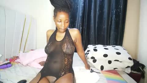 Snapshot of miss_worldfire chatting on March 19, 5:44 am miss_worldfire online show from March 19, 5:44 am