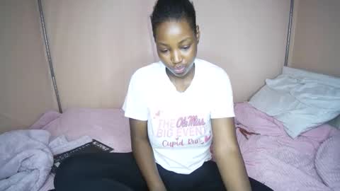 Snapshot of miss_worldfire chatting on May 1, 2:32 pm miss_worldfire online show from May 1, 2:32 pm