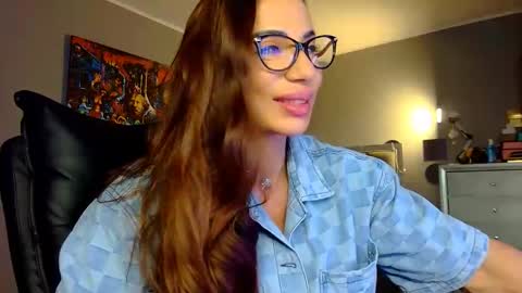 Snapshot of missale chatting on May 24, 8:14 pm Alesyamuscledoll online show from May 24, 8:14 pm