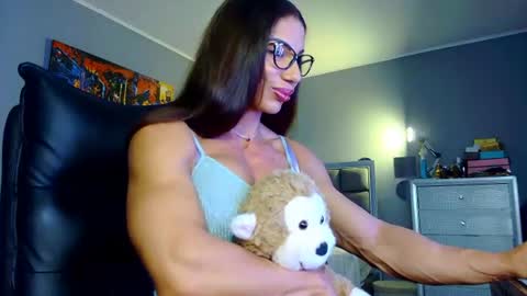 Snapshot of missale chatting on July 3, 8:26 pm Alesyamuscledoll online show from July 3, 8:26 pm
