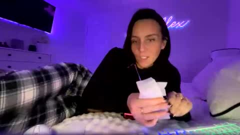 Snapshot of missalexxo chatting on February 3, 8:58 pm Miss Alex online show from February 3, 8:58 pm