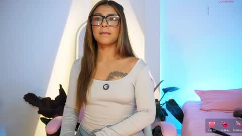 Snapshot of missara_ chatting on May 12, 12:19 am missara_ online show from May 12, 12:19 am