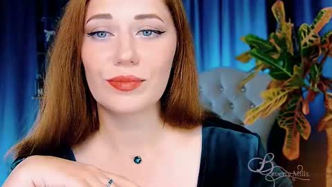 Snapshot of missbeverlymills chatting on June 14, 9:11 am The divine Beverly online show from June 14, 9:11 am