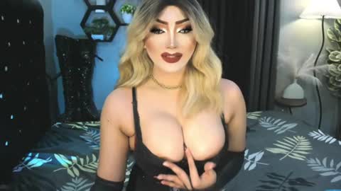 Snapshot of misschannel4sub chatting on July 3, 6:03 pm PRIESTESS CHANNEL online show from July 3, 6:03 pm