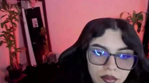 Missy Charlottte.  Hey remember to give me a thumbs up ty online show from March 31, 2:02 am