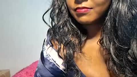 misscleopatravii online show from August 3, 8:01 pm