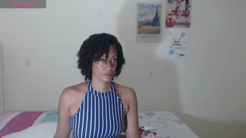Snapshot of misscruzxz chatting on February 26, 2:16 pm Donna di Diamanti online show from February 26, 2:16 pm