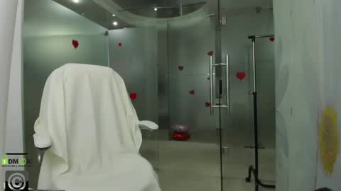 Miss Domina online show from April 17, 2:47 am