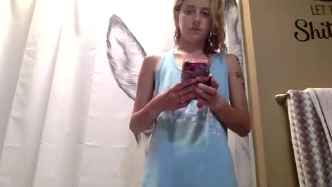 MissEeva online show from June 10, 4:50 pm
