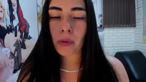 missexxy303av online show from March 28, 10:20 pm