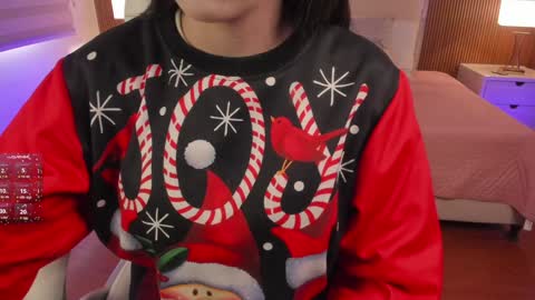 Snapshot of missisabella1 chatting on December 5, 11:38 am Bella Castillo online show from December 5, 11:38 am