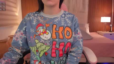 Snapshot of missisabella1 chatting on December 27, 11:39 am Bella Castillo online show from December 27, 11:39 am