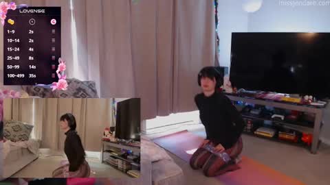 Snapshot of missjendare chatting on December 2, 10:12 pm Miss Jen Dare online show from December 2, 10:12 pm