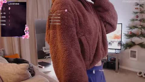 Snapshot of missjendare chatting on January 9, 9:37 pm Miss Jen Dare online show from January 9, 9:37 pm