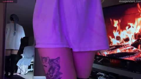 Snapshot of missjendare chatting on February 5, 11:50 pm Miss Jen Dare online show from February 5, 11:50 pm