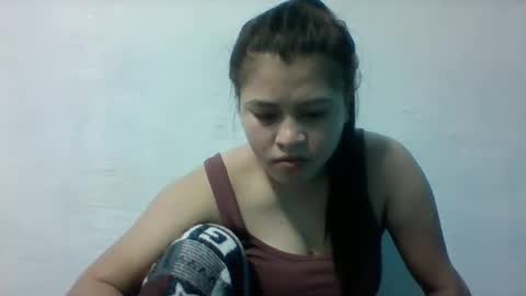 Snapshot of misskitty2xxx chatting on February 16, 5:15 am Merry online show from February 16, 5:15 am