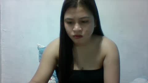 Snapshot of misskitty2xxx chatting on March 10, 10:37 am Merry online show from March 10, 10:37 am