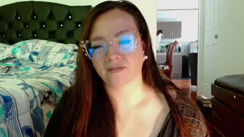 Snapshot of misslady__eva chatting on March 3, 2:48 pm eva online show from March 3, 2:48 pm