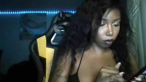 missladyonyx online show from September 17, 3:30 am
