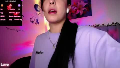 Snapshot of misslana_wn chatting on May 31, 11:17 pm LanaLul online show from May 31, 11:17 pm