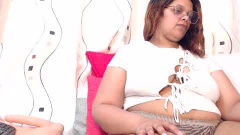 Snapshot of misslustxxx chatting on June 30, 9:54 am misslustxxx online show from June 30, 9:54 am
