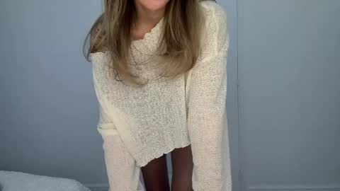Snapshot of missmadisonmae chatting on April 11, 11:47 am Miss Madison Mae online show from April 11, 11:47 am