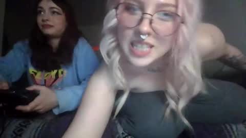 Snapshot of missmarcelina chatting on April 30, 3:35 am missmarcelina online show from April 30, 3:35 am