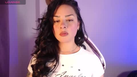 missmariana_ online show from March 2, 12:02 am