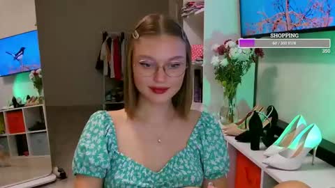 OneGoddess online show from November 4, 4:39 pm