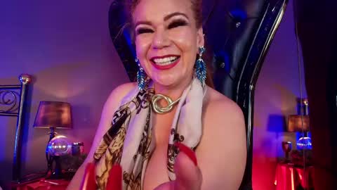 Snapshot of missmelania chatting on May 27, 9:23 pm missmelania online show from May 27, 9:23 pm