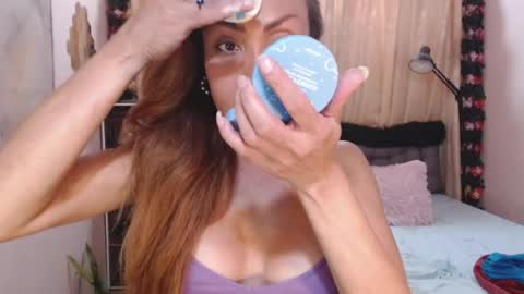 missmelon01 online show from June 13, 5:16 am