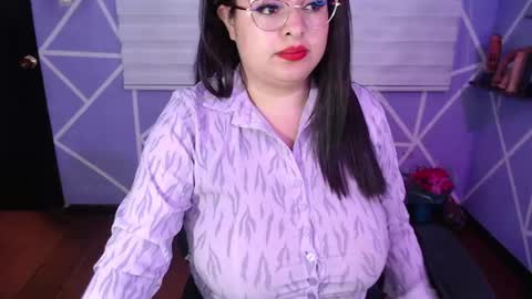 Snapshot of missmia1_ chatting on May 7, 8:36 pm Miia online show from May 7, 8:36 pm