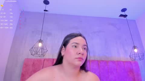 Snapshot of missmiaa_ chatting on May 22, 11:49 am Mia online show from May 22, 11:49 am