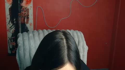 Snapshot of missmiamiss chatting on April 30, 12:11 pm Mia online show from April 30, 12:11 pm