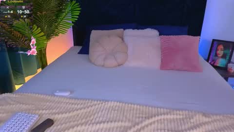 Michelle online show from March 17, 9:07 pm