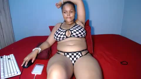 Snapshot of missmimmi69 chatting on January 21, 12:50 pm mimmi online show from January 21, 12:50 pm